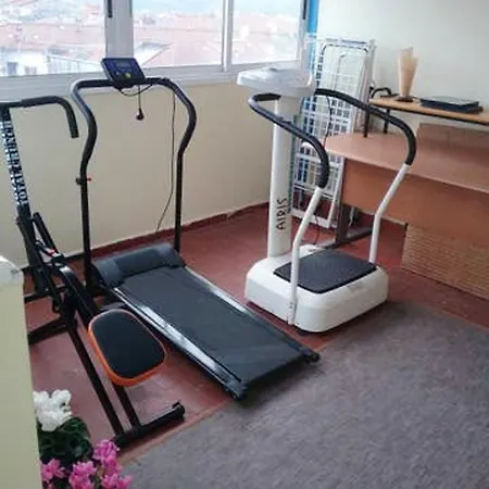 Апартаменты 2 Bedrooms Appartement With City View Furnished Terrace And Wifi At Santiago De Compostela *